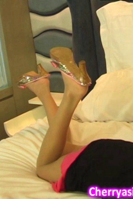 [cherryasianfeet高跟