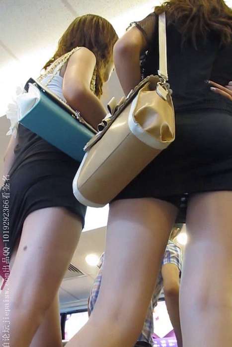 [大忽悠买丝袜街