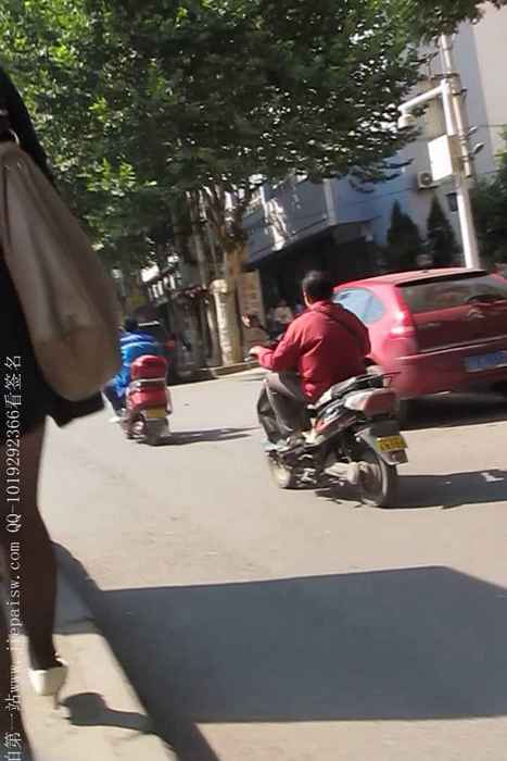 [大忽悠买丝袜街