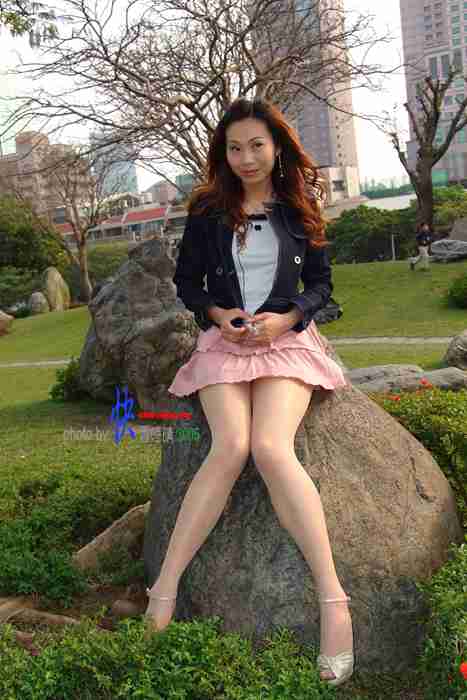 肉丝高跟少妇户