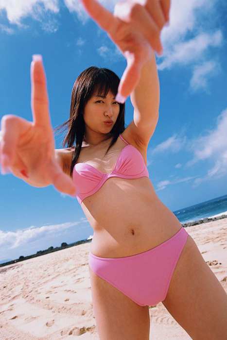 性感比基尼美少